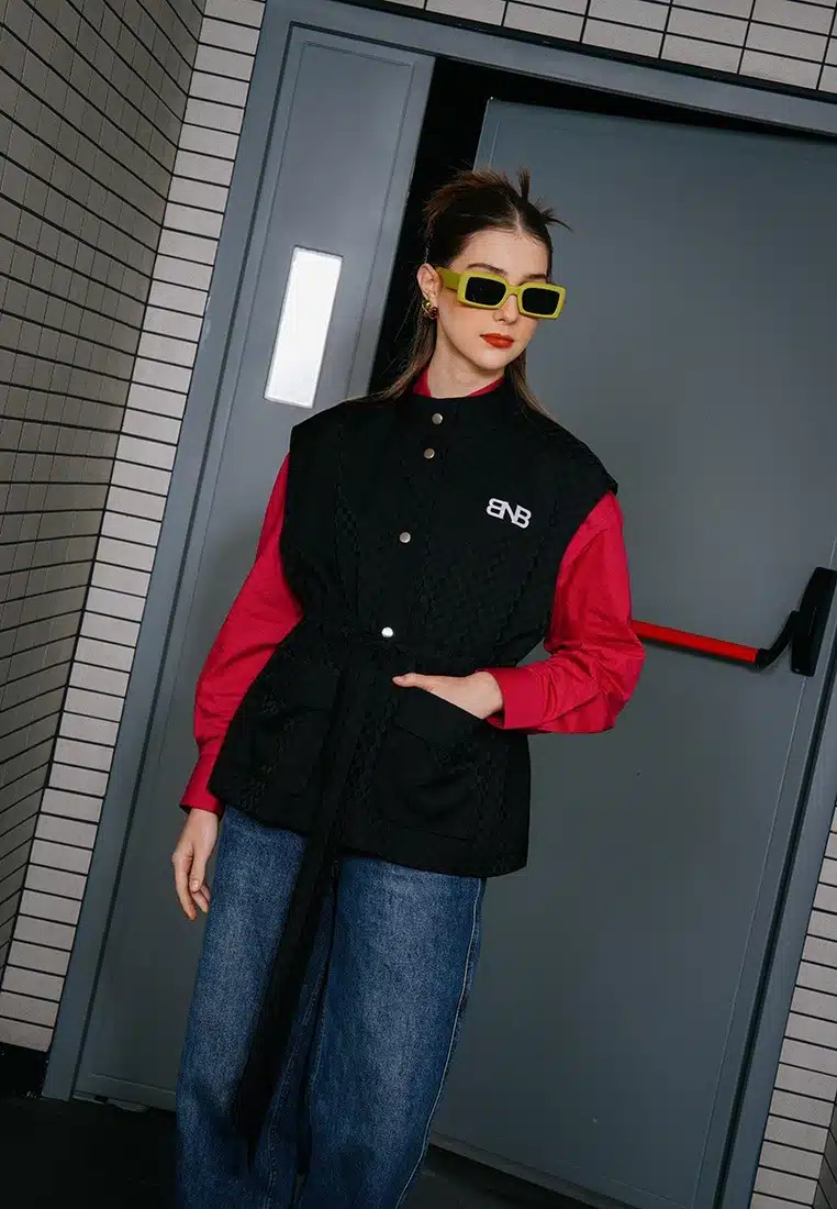 BNB ARAGON VEST - BLACK
