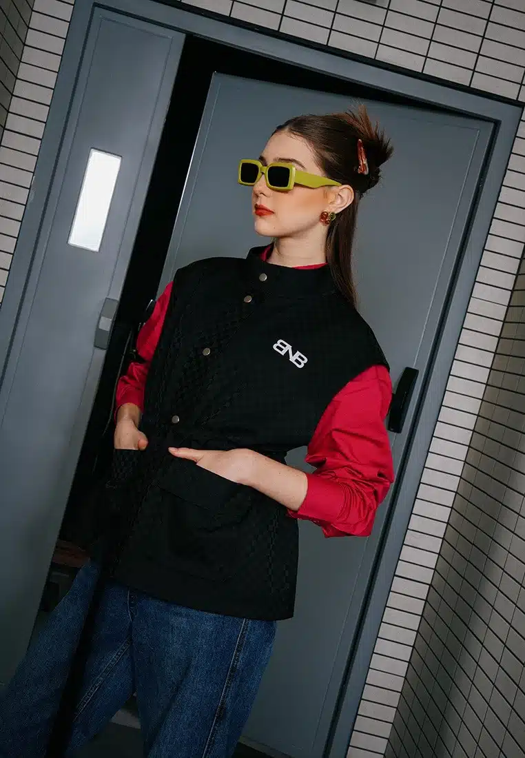 BNB ARAGON VEST - BLACK - Image 2