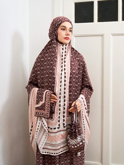 BNB CALVERTON PRAYER WOMAN SET - TAUPE