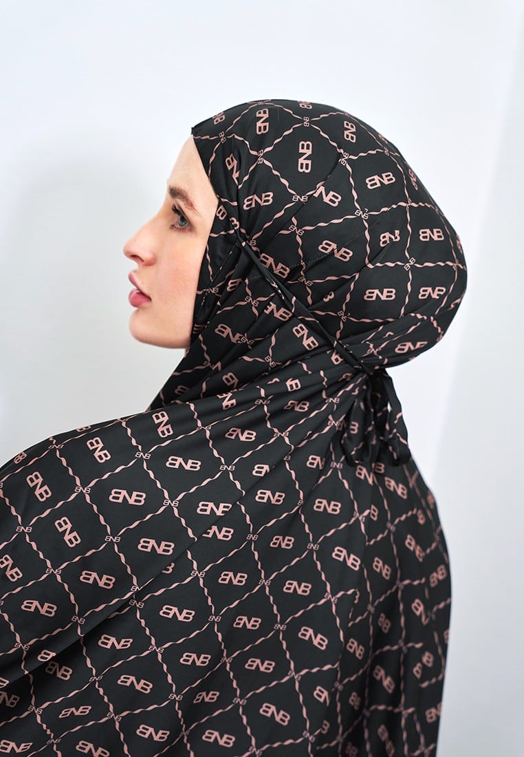 BNB CALVERTON PRAYER WOMAN SET - BLACK - Image 7