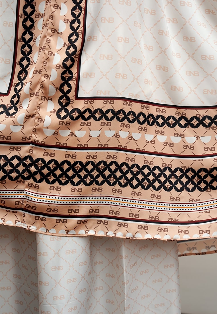 BNB CALVERTON PRAYER WOMAN SET - IVORY - Image 6