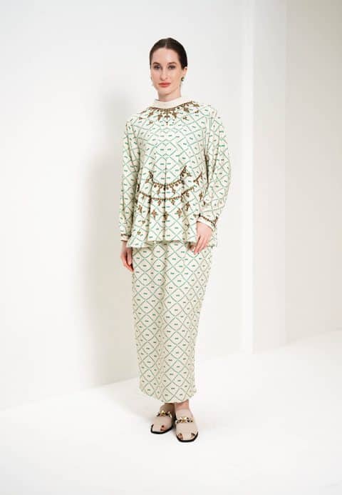 BNB MIDDLETON SET - CREAM-IVORY