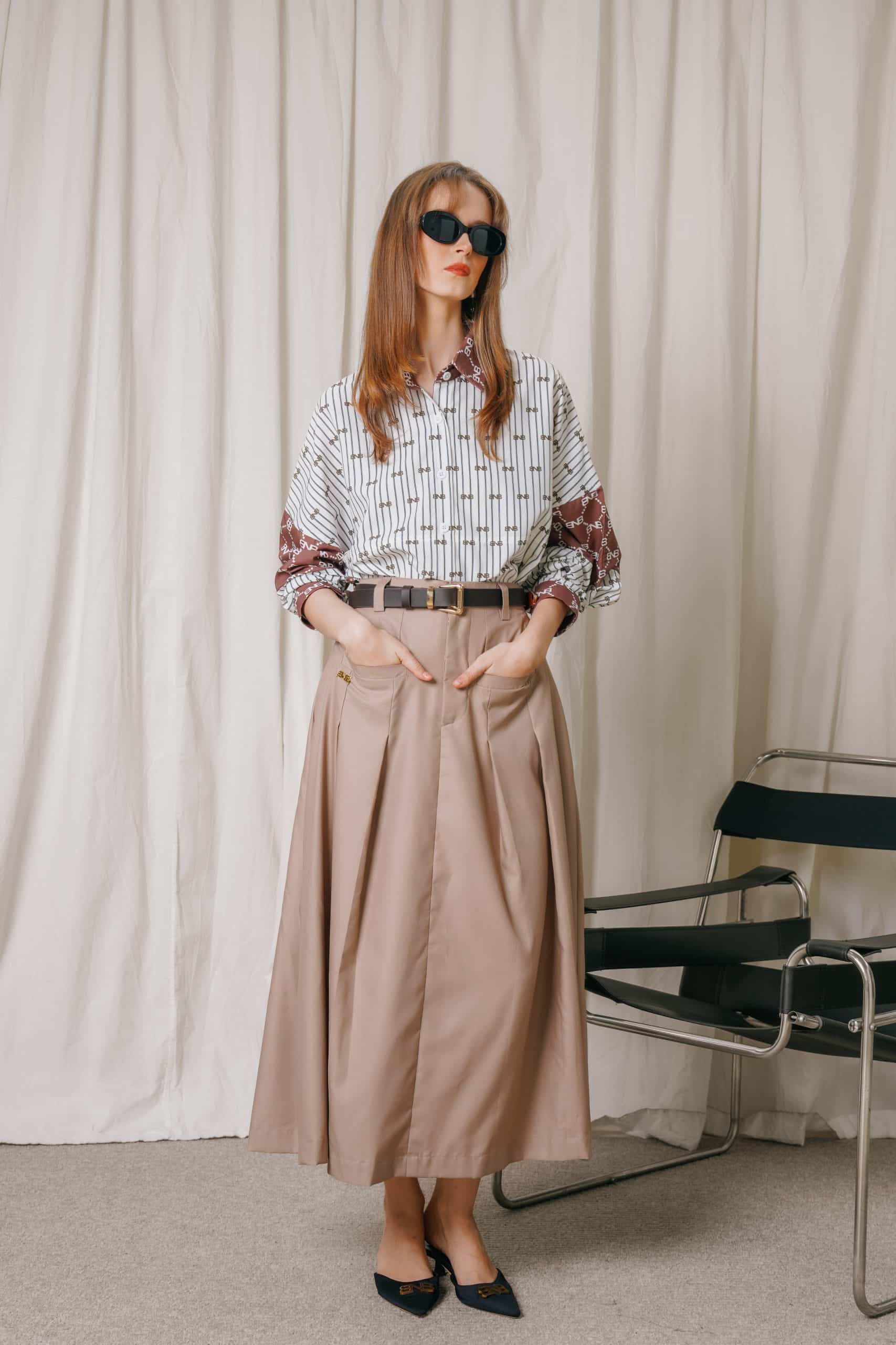 BNB HUDSELLE SKIRT - LATTE - Image 3