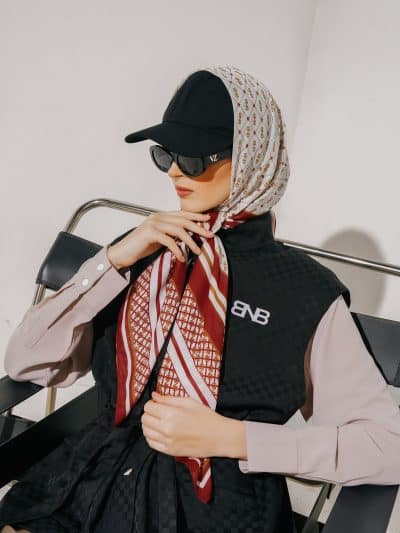 BNB YORKVELLE SCARF - CREAM MAROON