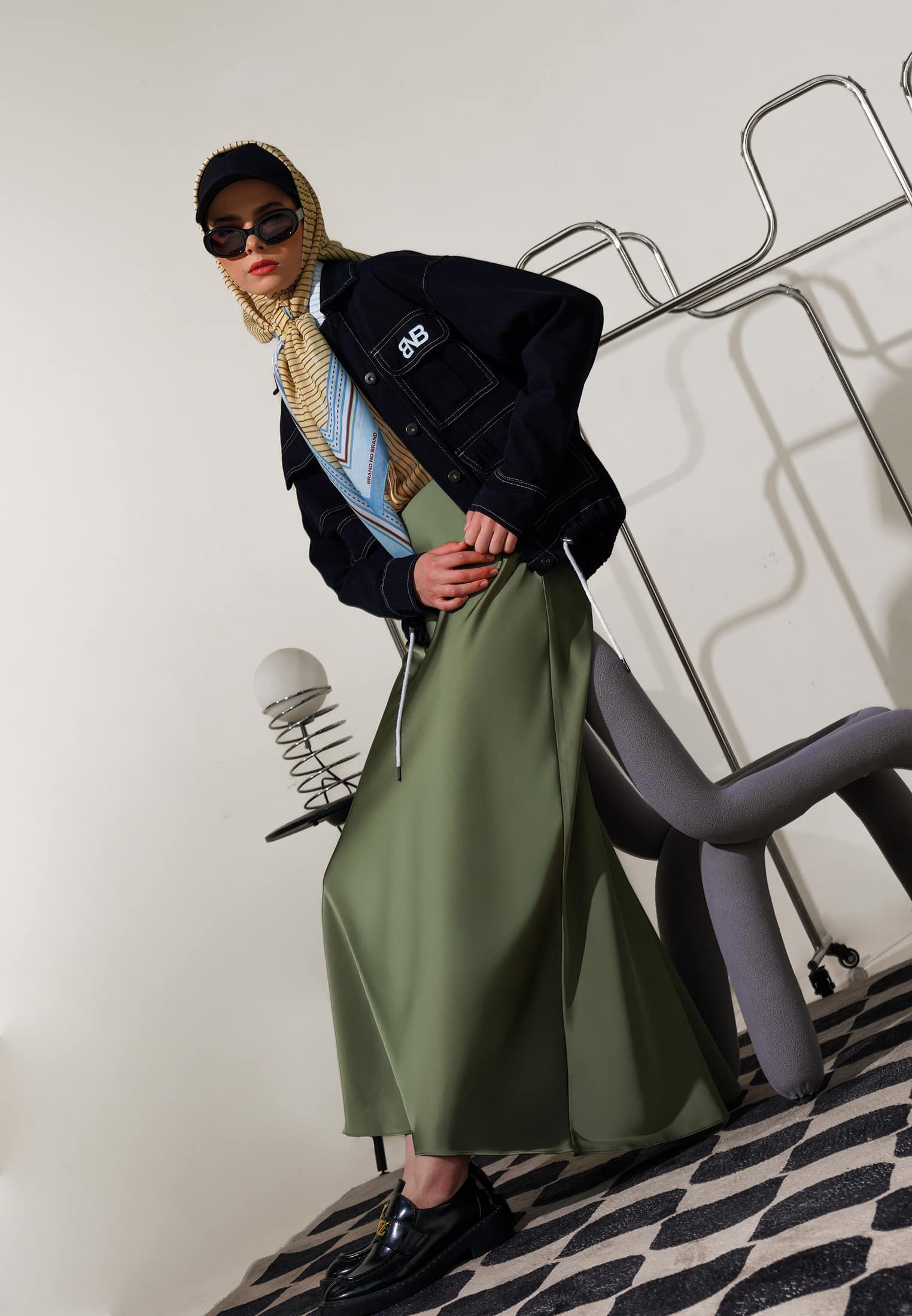 BNB VELLEMONT SKIRT - BRONZE OLIVE