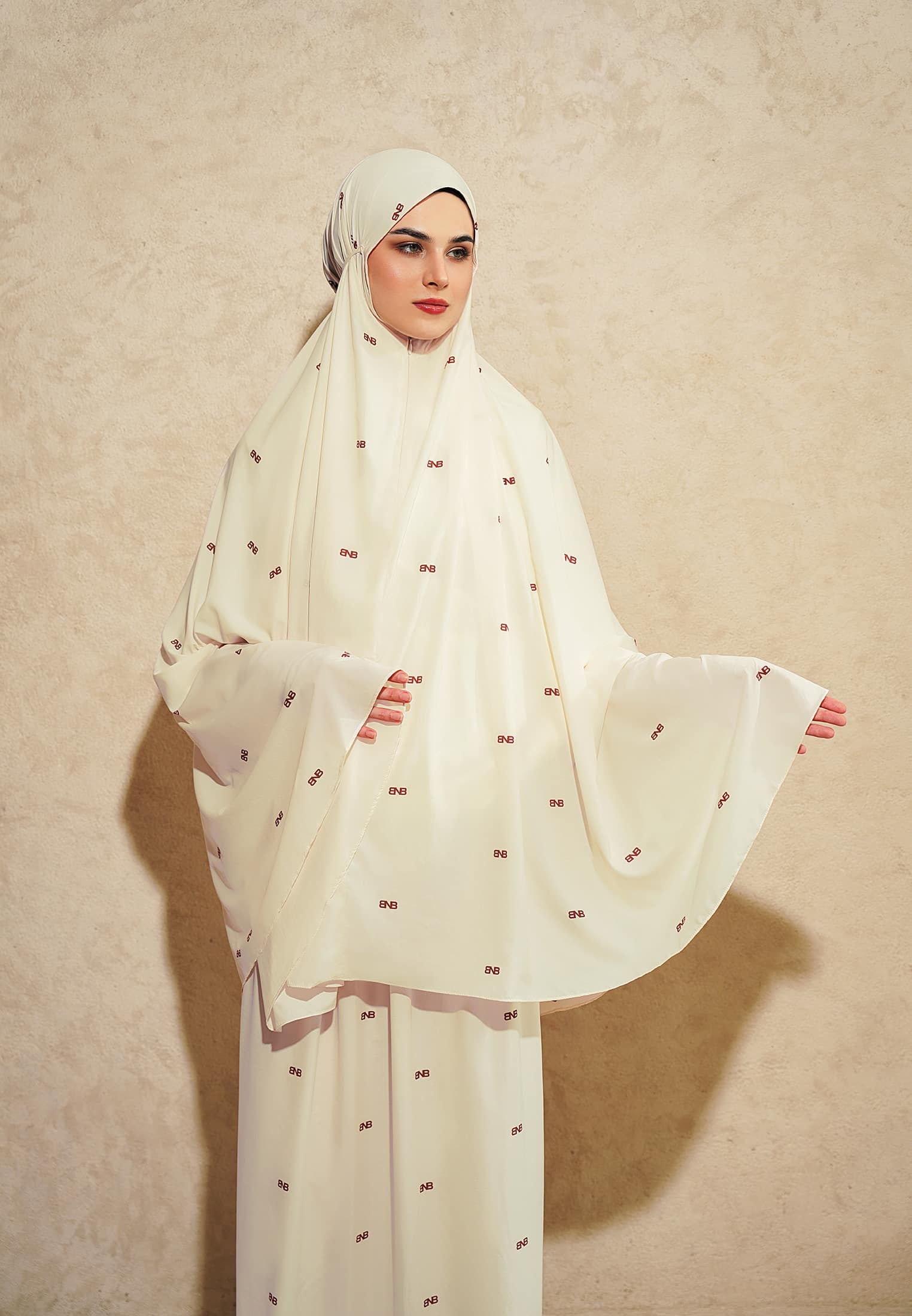 BNB Corlisse Travel Prayer Set - Cream